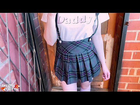 ❤️ Šolarka globoko sesa njen penis in se namesto pouka fuka. Sex video na sl.dewporn.ru ️❤