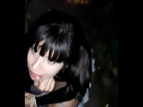 ❤️ Na ulici nabrekli penis v zameno za sladkarije Sex video na sl.dewporn.ru ️❤